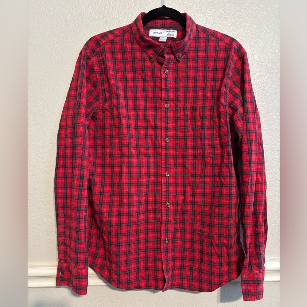 Old Navy Men’s Red Plaid Everyday Shirt Regular Fit Size Large